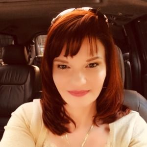 Meet your Posher, Ramona